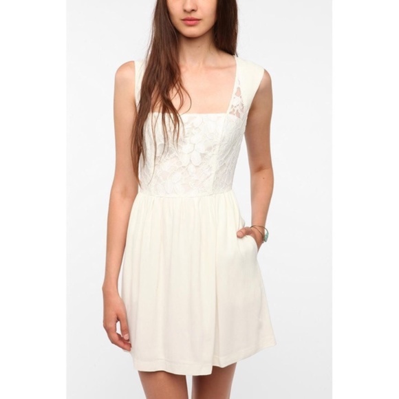 Urban Outfitters Dresses & Skirts - Urban Outfitters Cooperative Lace Overlay Dress